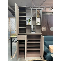 (陳列品屏風鞋櫃一個W95*D34*H200CM$1999) (IS7972)